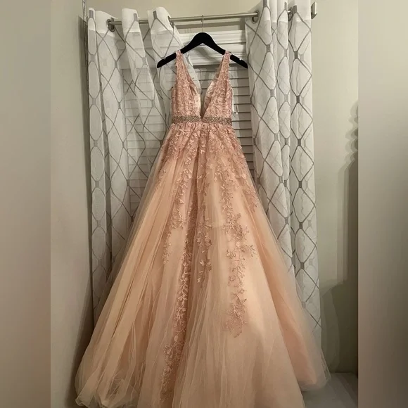 chinese dress ladies Sherri Hill 56196 Prom Dress - Gold